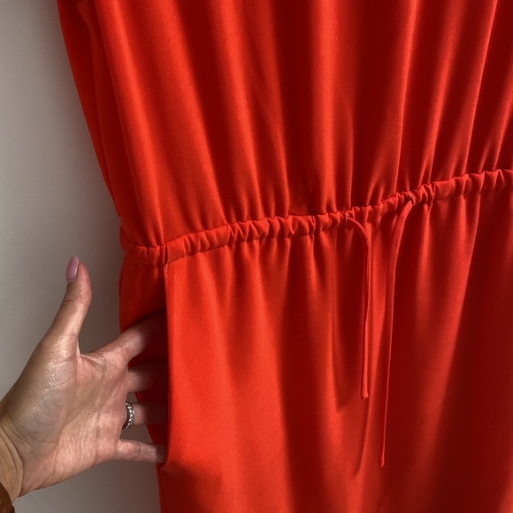 Aritzia Babaton Poppy Red Flutter Sleeve Elastic Waist Tie Midi Dress - Picture 3 of 7